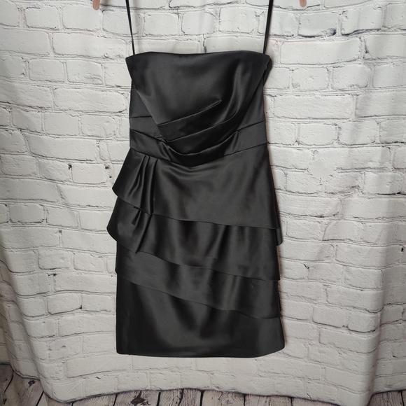 White House Black Market Dresses & Skirts - White House Black Market Black Satin Strapless Layered Mini Dress Size 0